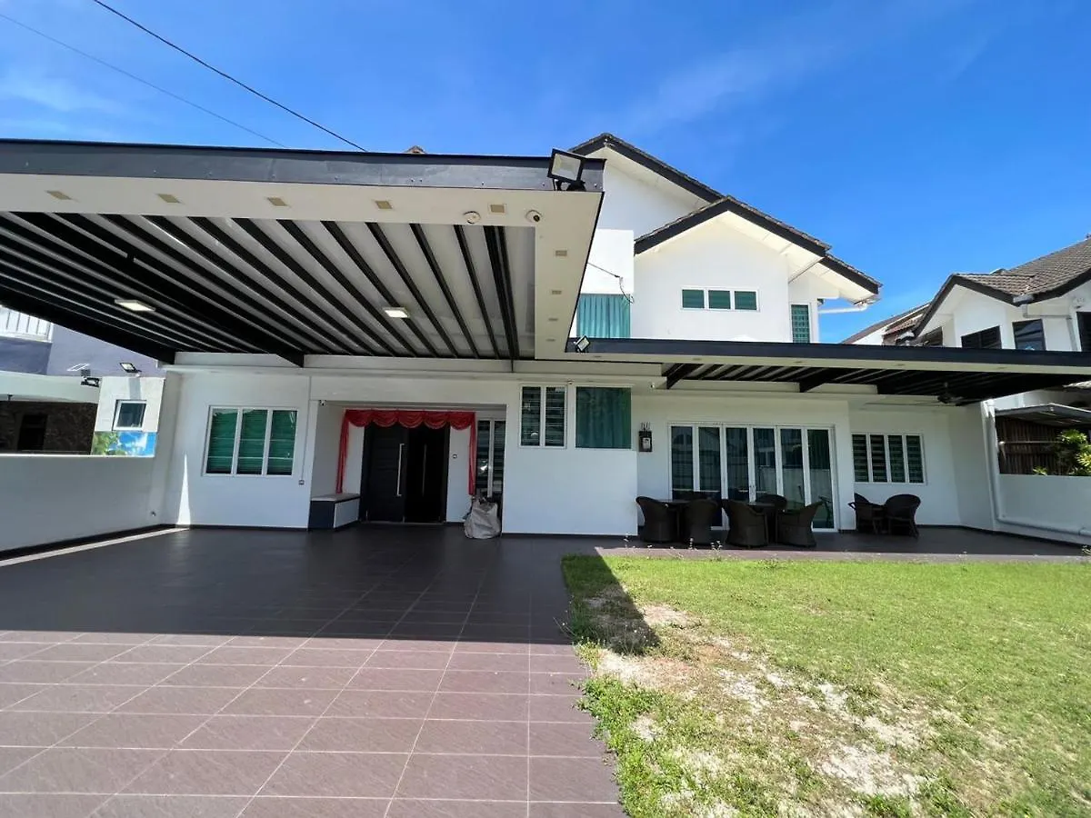 Villa Homeaway Paradise @ Klebang Malacca
