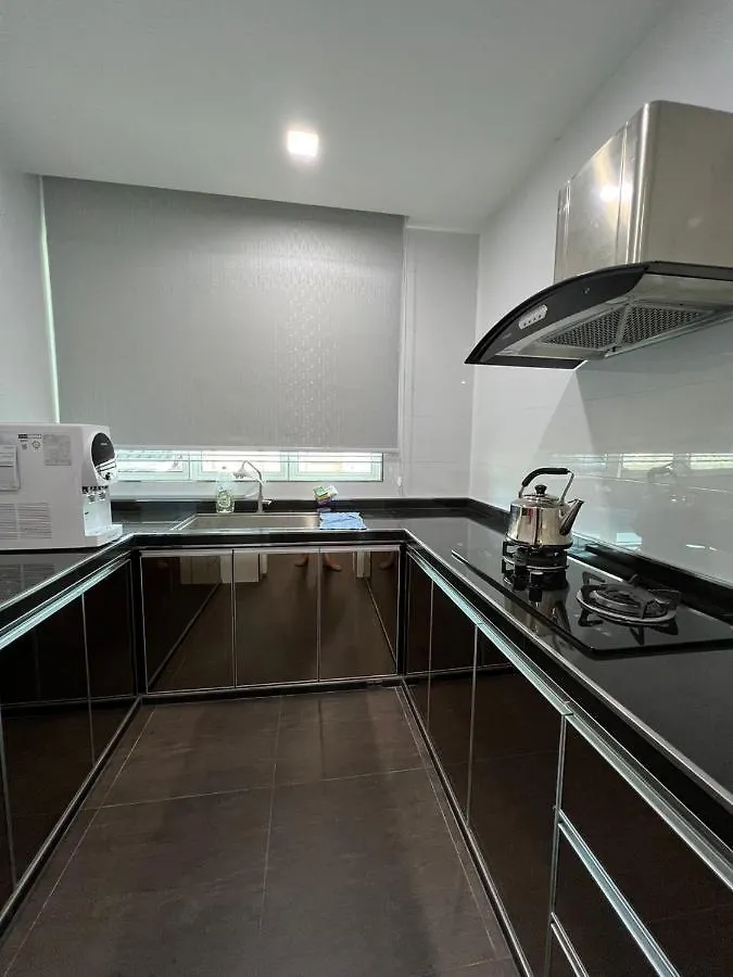 Homeaway Paradise @ Klebang Malacca Villa